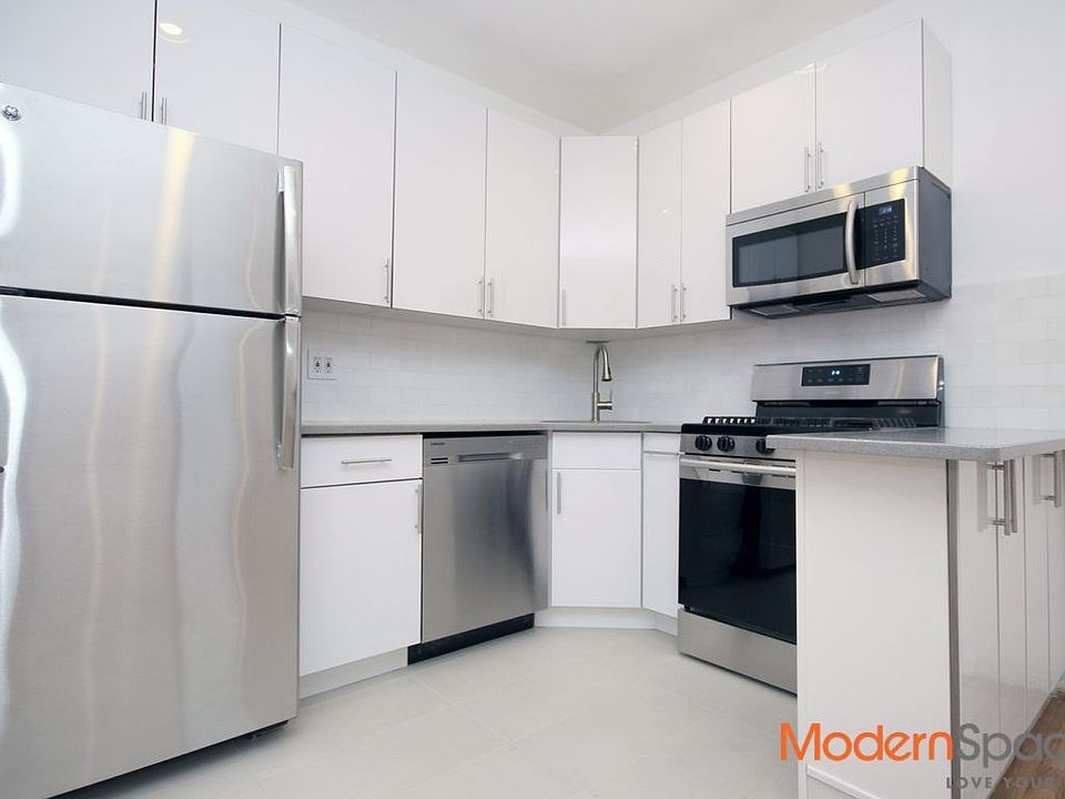 2nd image of 35-7 31st Street # Fl 2nd