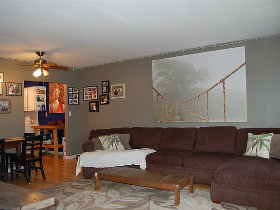 2nd image of 260 Hermosa Ave
