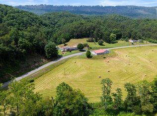 2467 Walkers Creek Rd, Marion, VA 24354