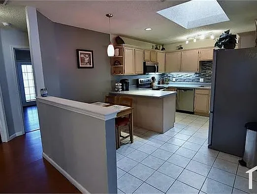 6323 Brookbriar Ct — Photo 9
