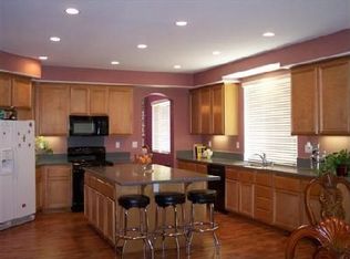 225 Northwood Ave, San Jacinto, CA 92582