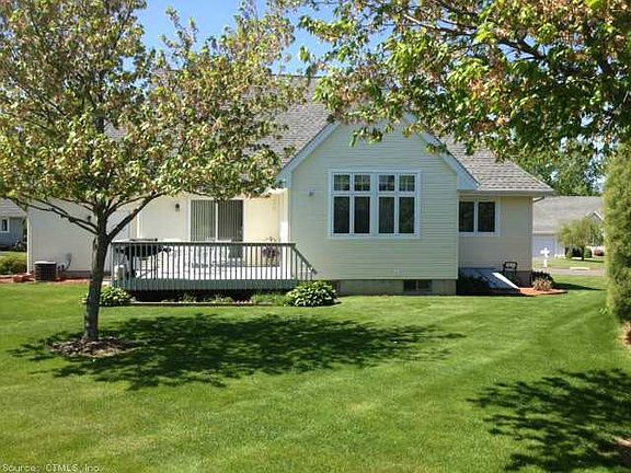 2nd image of 4 Alexandra Ln
