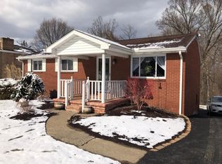 14029 Valley View Dr, White Oak, PA 15131