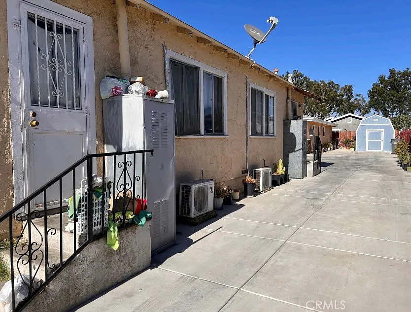 1 bed, 600 sqft, $1,800 — Photo 2