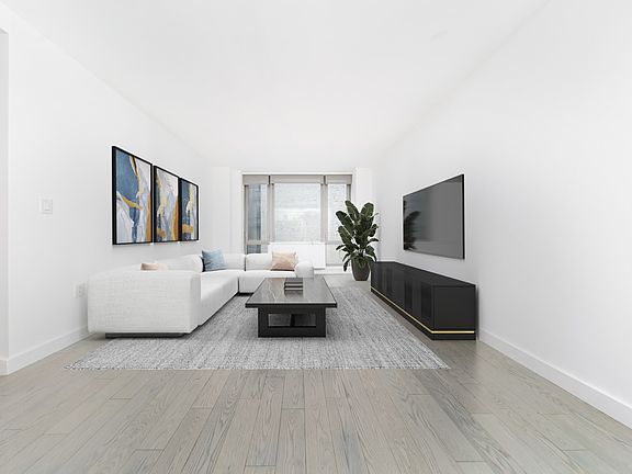 3rd image of 3 W 36th St APT 4B