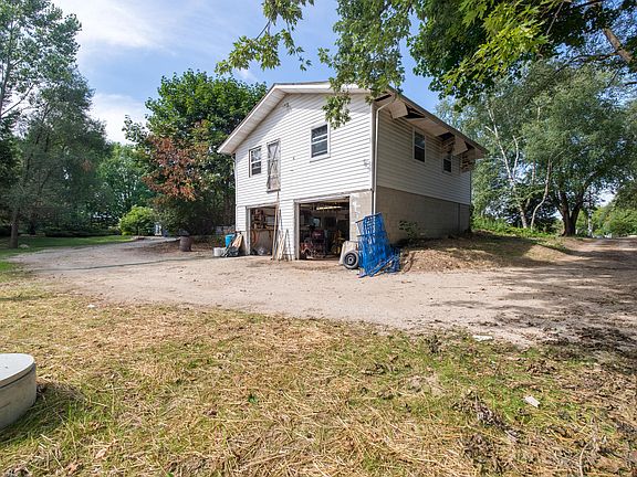 5th image of W168N11294 Western Ave