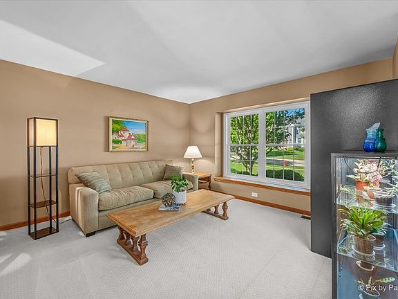 5th image of 265 Moders Ave