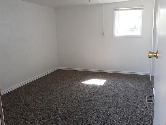 4th image of 697 Eden Dr #697