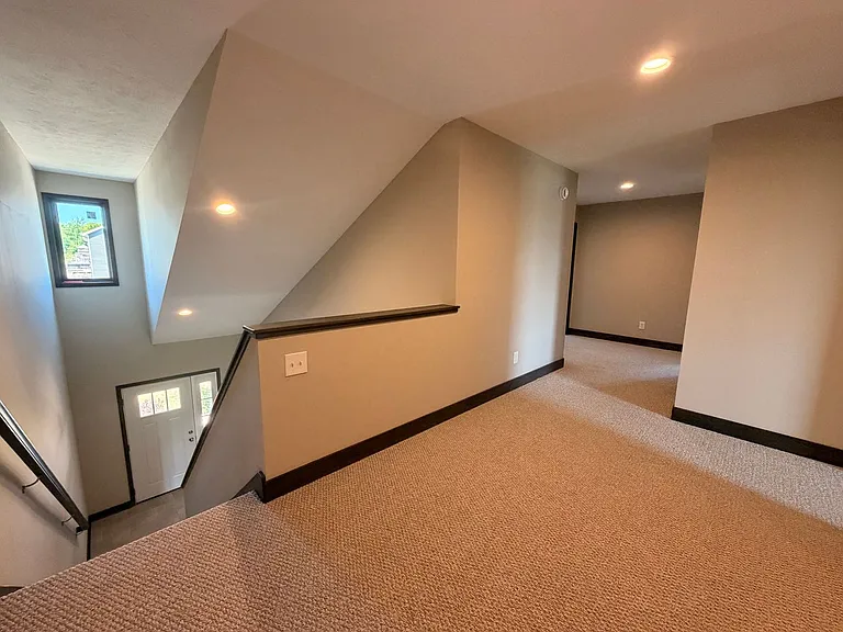 6830 Avalon Dr SE — Photo 11