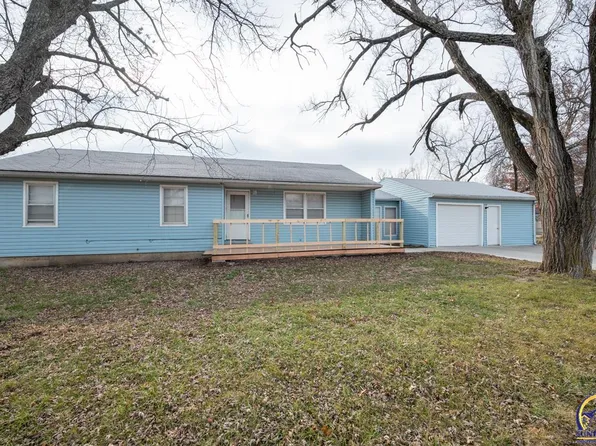 2501 SE Madison St, Topeka, KS 66605