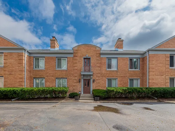 1499 Shermer Rd APT 203E, Northbrook, IL 60062