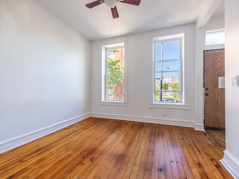 1840 S Loomis St #2 — Photo 3