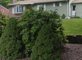 80 Grilleytown Rd, Waterbury, CT 06704