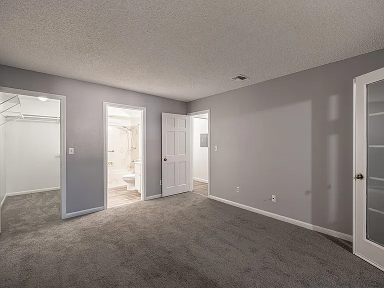 1406 Santa Margarita St #B — Photo 28