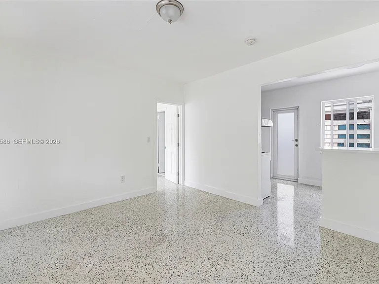 1202 NW 34th St #1202 — Photo 6