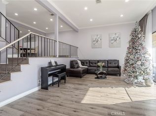 18425 Saticoy St UNIT 9, Reseda, CA 91335