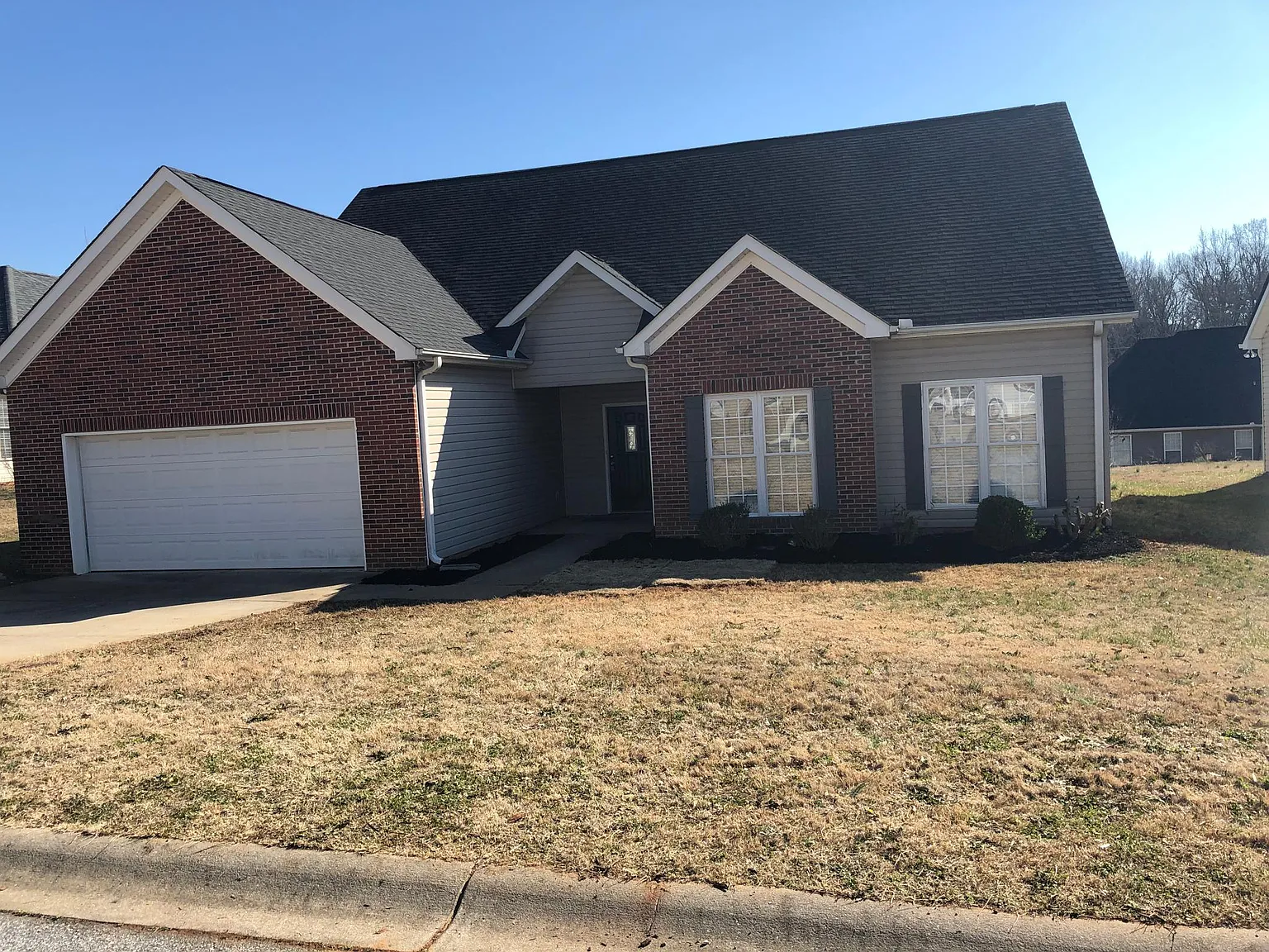 133 Lauren Wood Cir — Photo 3
