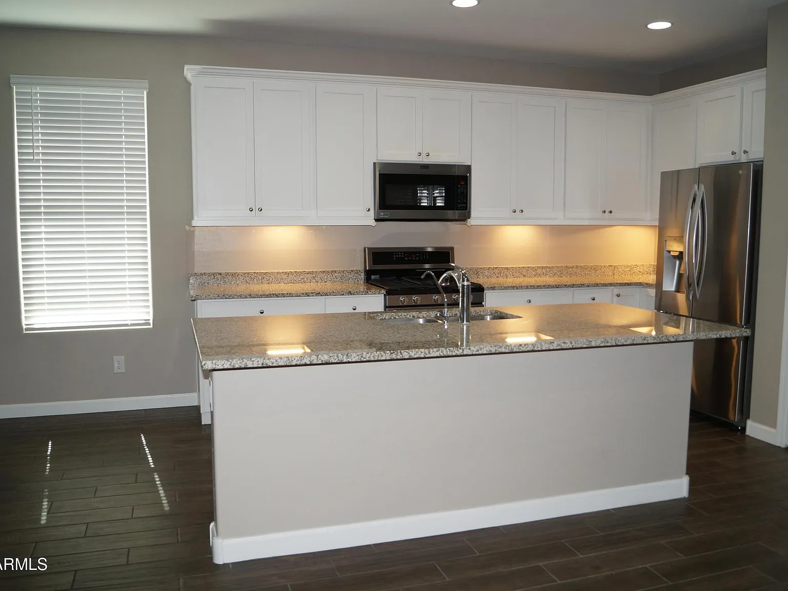 3 bed, 1570 sqft, $2,600 — Photo 2