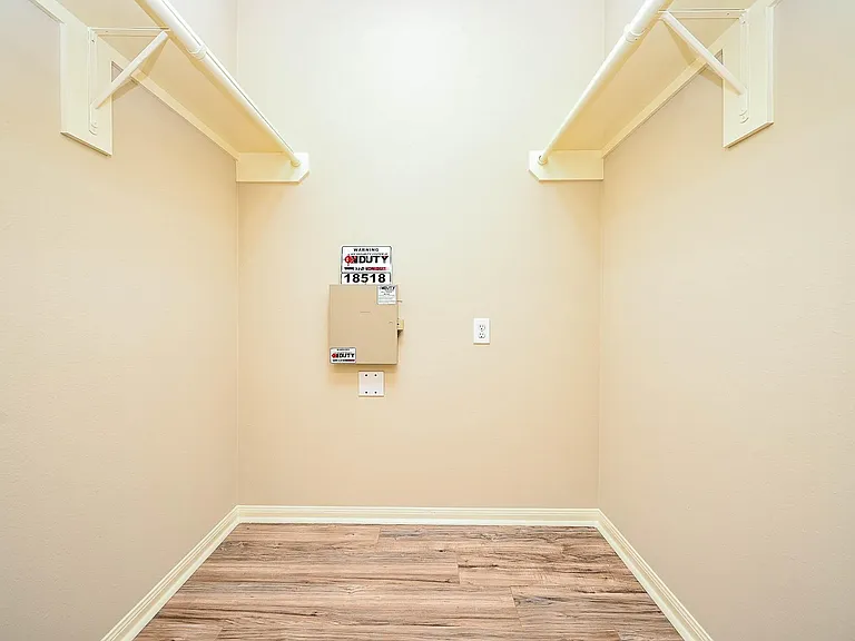 18518 Shadow Line Ct — Photo 22