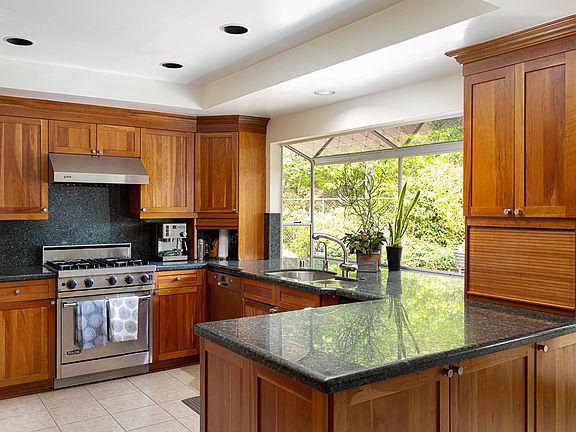 4th image of 5702 Evening Canyon Dr