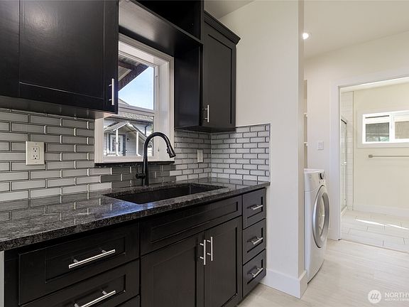 5th image of 442 N 7th