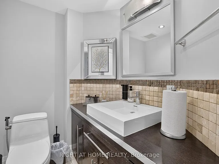 35 Brightbay Cres — Photo 31