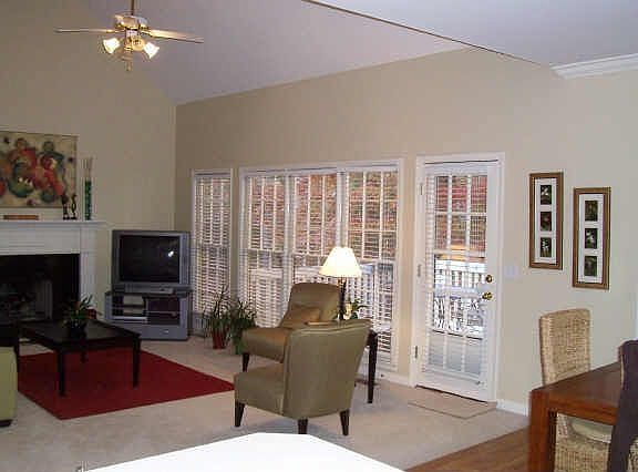 Family Room w/ 20 ft. Vaulted Ceiling