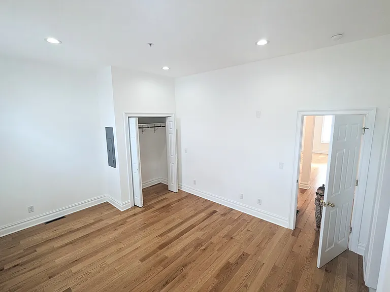 356 Union St #1 — Photo 8