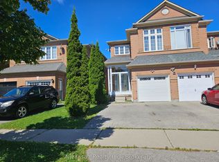 926 Ledbury Cres, Mississauga, ON L5V 2P8
