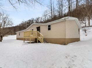 366 Samaria Rd, Fairmont, WV 26554