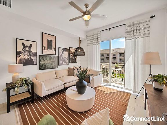 2nd image of 10530 NW 78th St #2824460