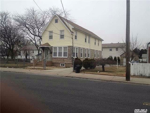 1st image of 19203 120th Ave