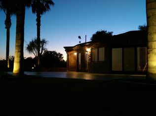 2565 Royal Crest Dr, Escondido, CA 92025
