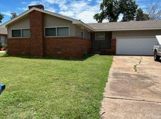 9504 Rhythm Rd, Oklahoma City, OK 73130