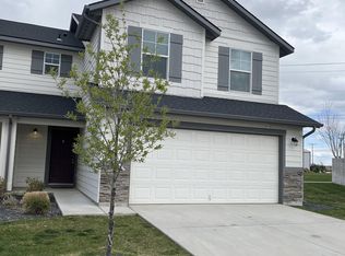 13521 Palm Beach Dr, Caldwell, ID 83607