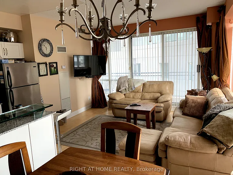 220 Victoria St #1707 — Photo 13