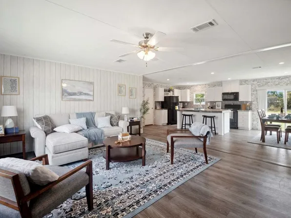 223 W Houston St, Lovelady, TX 75851