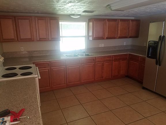 5th image of 6871 Sycamore St