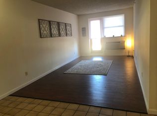 320 Post Ave UNIT 201, Westbury, NY 11590
