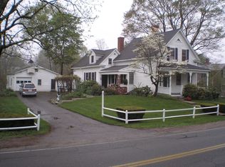 13 School St, Walpole, MA 02081