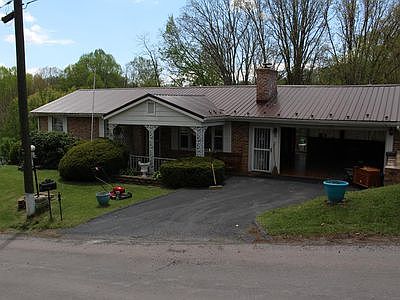 Front (1-car driveway)
