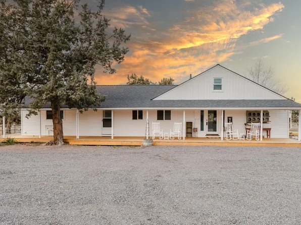 9740 SW Willard Rd, Bend, OR 97701