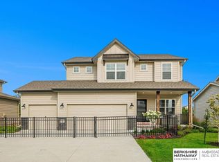 9505 S 183rd Ave, Omaha, NE 68136