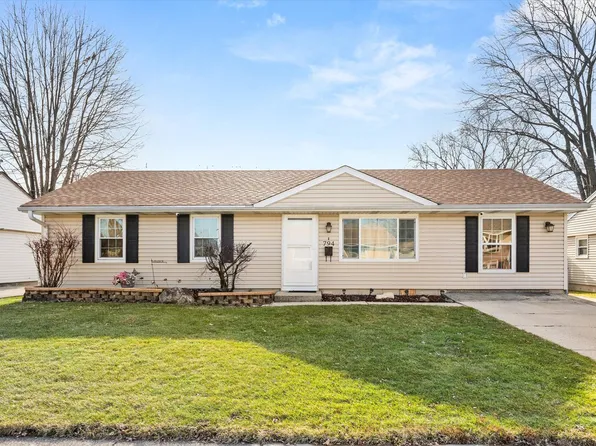 794 Farragut Ave, Romeoville, IL 60446