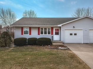 509 Carriage Hills Rd #B, Normal, IL 61761