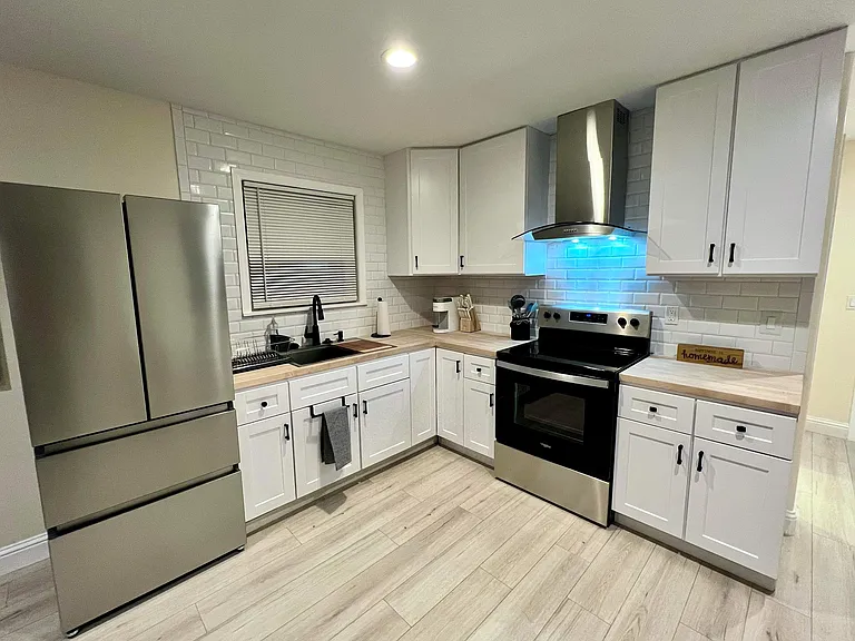 2820 32nd Ave #D — Photo 10