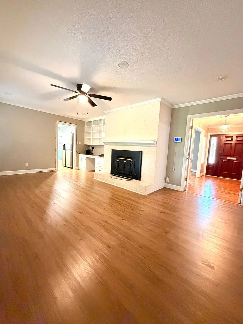 Saint Pauls Dream Home!! — Photo 4