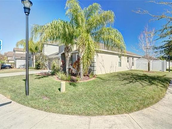 2nd image of 12328 Holmwood Greens Pl