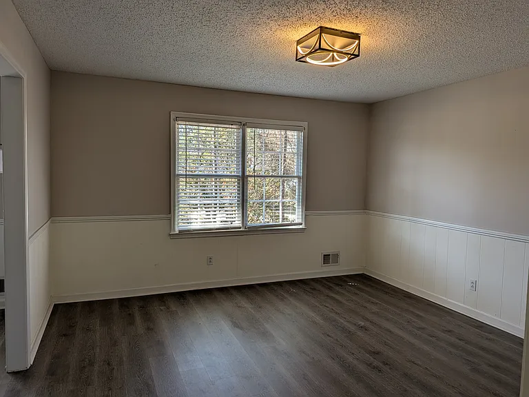 Dining room. Could also be used as an office