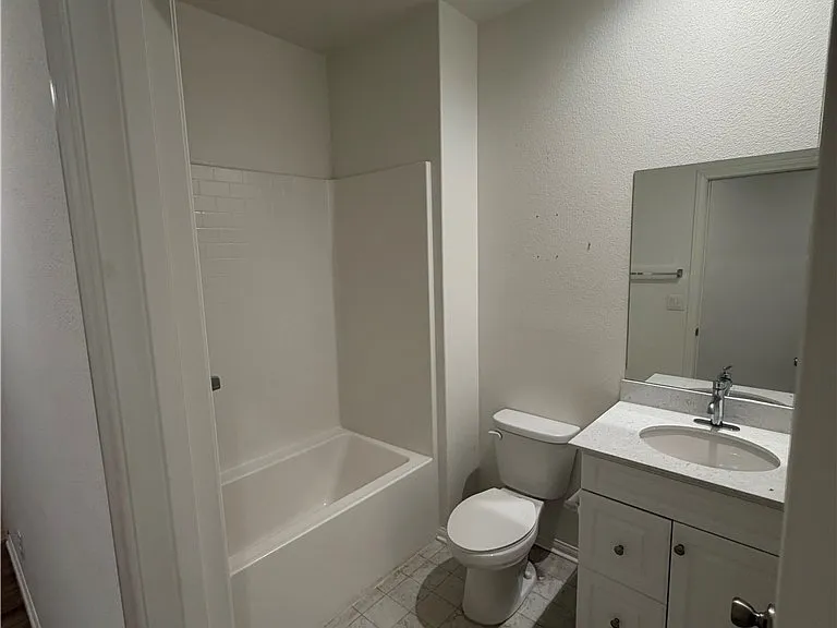 11415 Ferro St — Photo 7